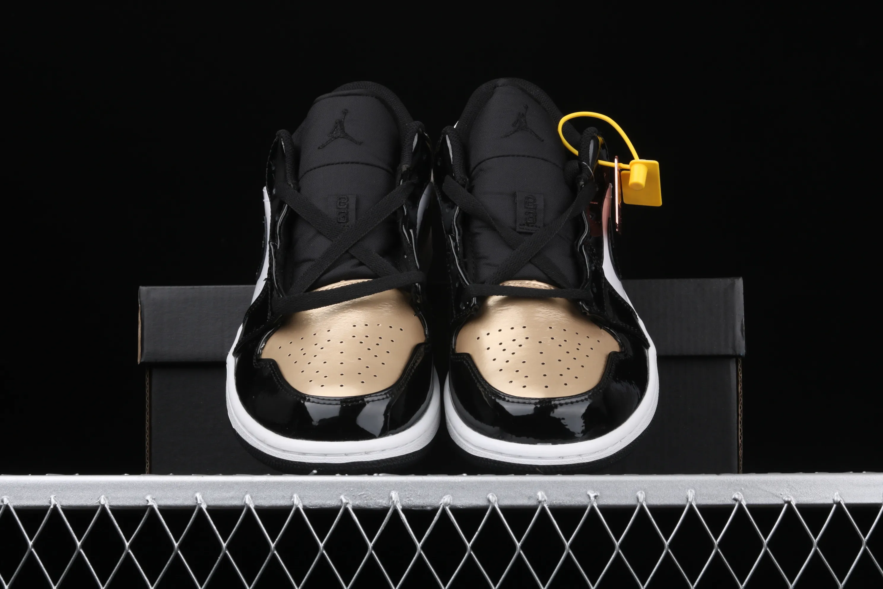 All categories Air Jordan Jordan series basketball shoes Air Jordan 1 Low Air Jordan 1 Low AJ1 Joe 1 low-top cultural and leisure sports sneakers CQ9447-700